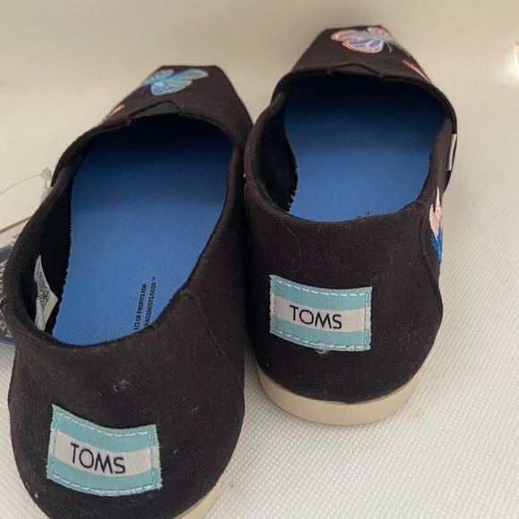 New Toms Embroidered Butterfly Flats - Picture 4 of 6